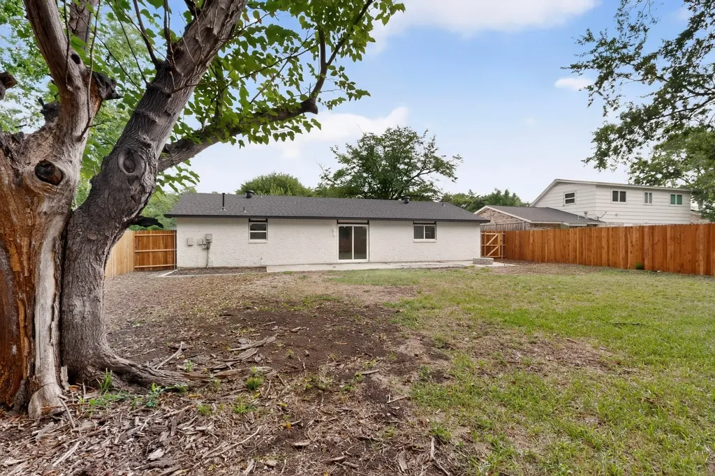 1402 Shelmar Drive Arlington TX 76014