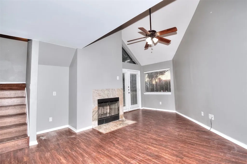 9831 Walnut Street Dallas TX 75243