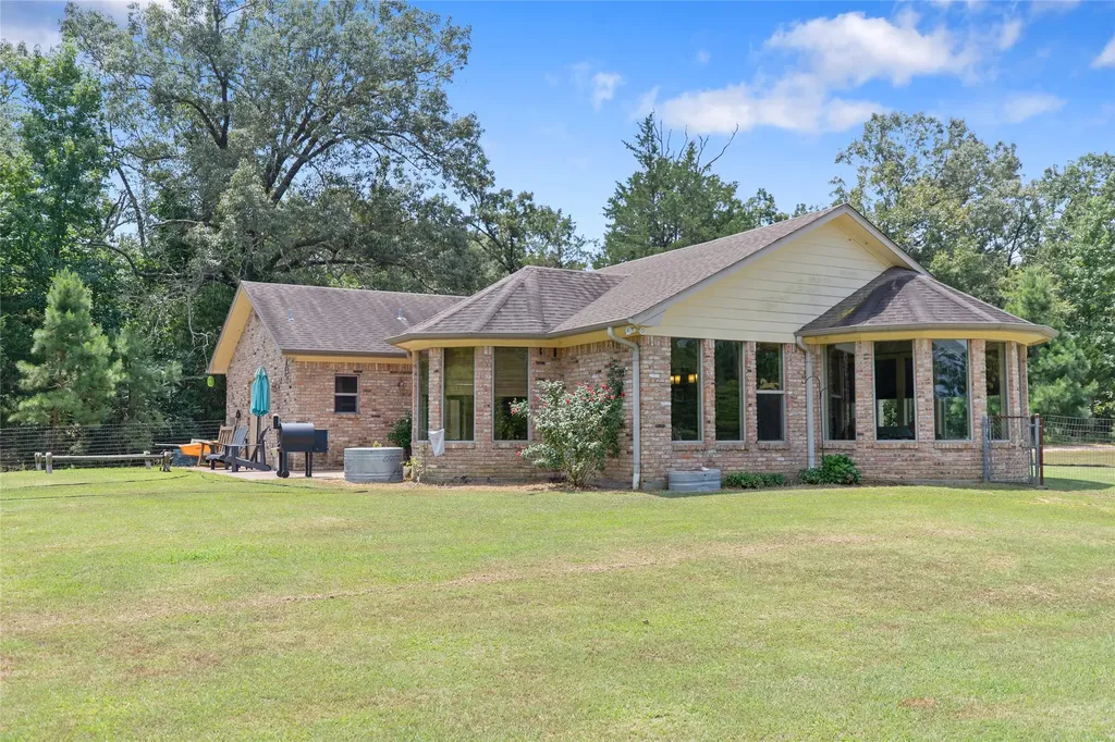 253 County Road 2412 Pickton TX 75471