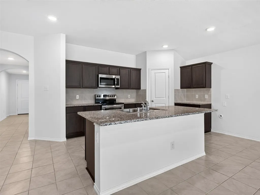 1111 Meadow Side Drive Princeton TX 75407