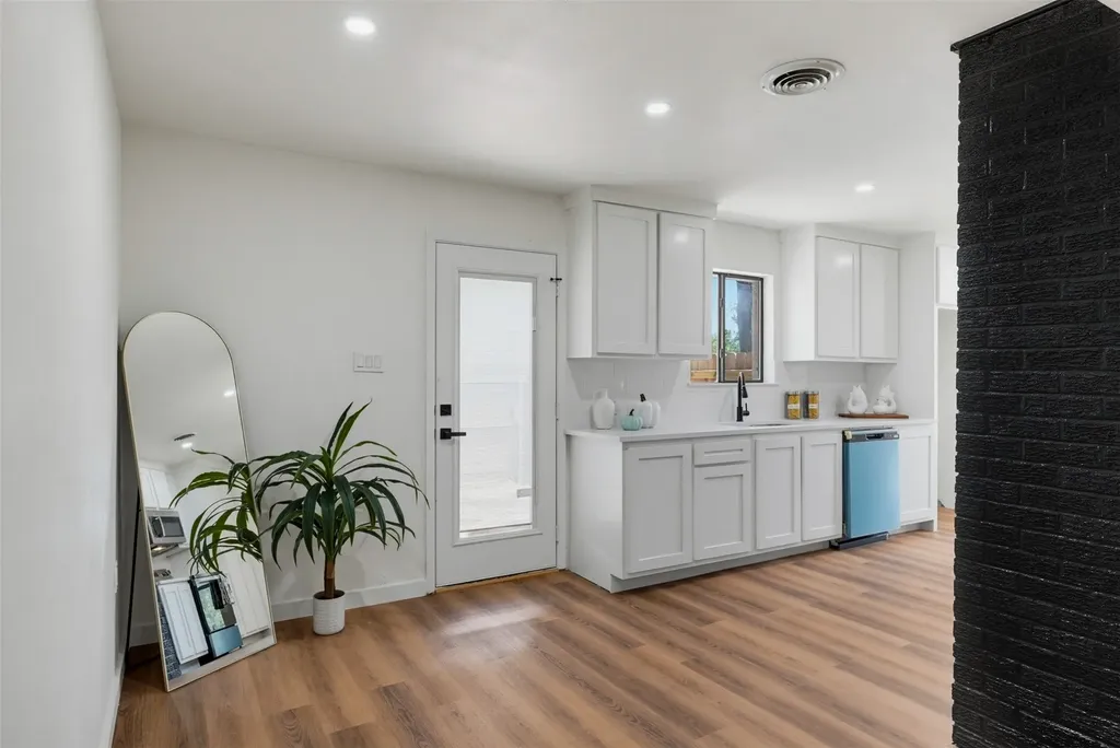 3701 Alhambra Drive Forest Hill TX 76119