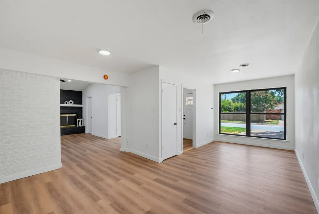 3701 Alhambra Drive Forest Hill TX 76119