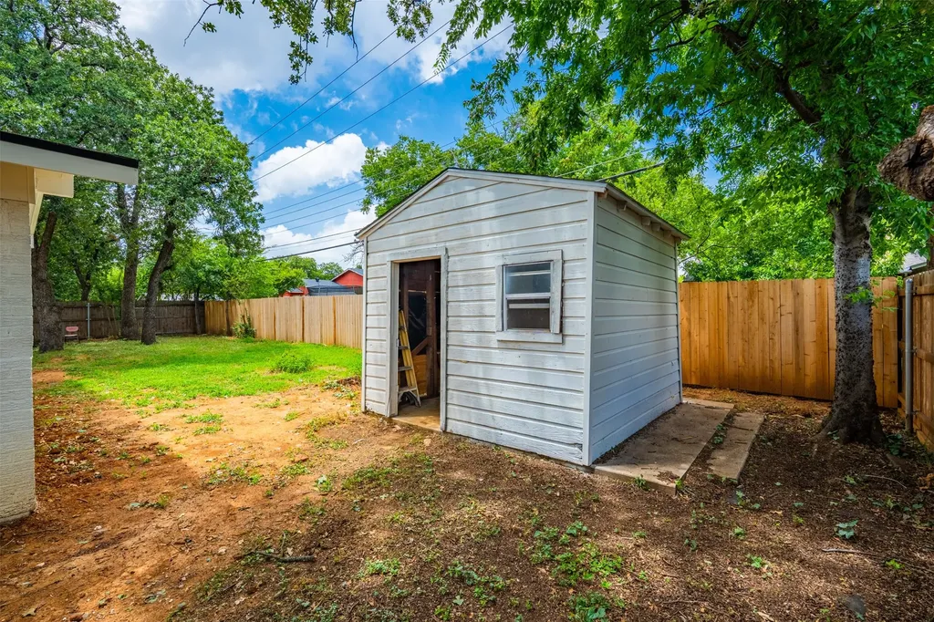 3701 Alhambra Drive Forest Hill TX 76119