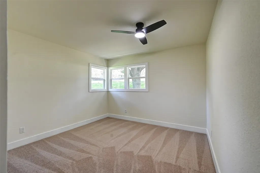 3900 Pelham Road Fort Worth TX 76116