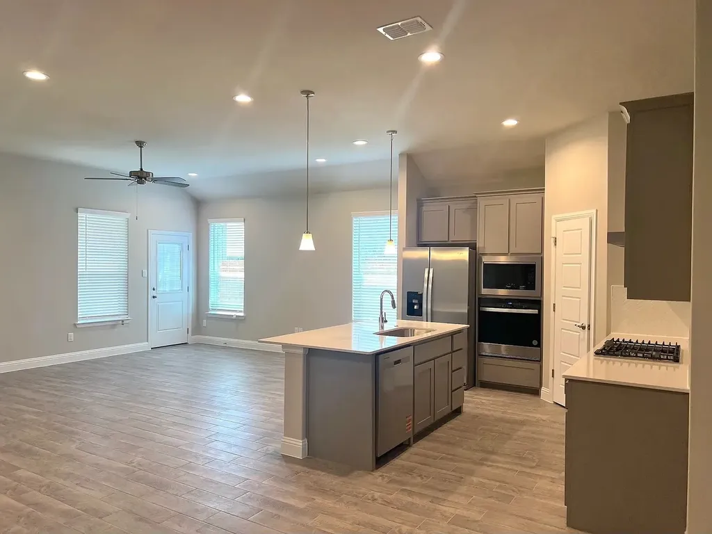 1717 Sparrow Street Denton TX 76205