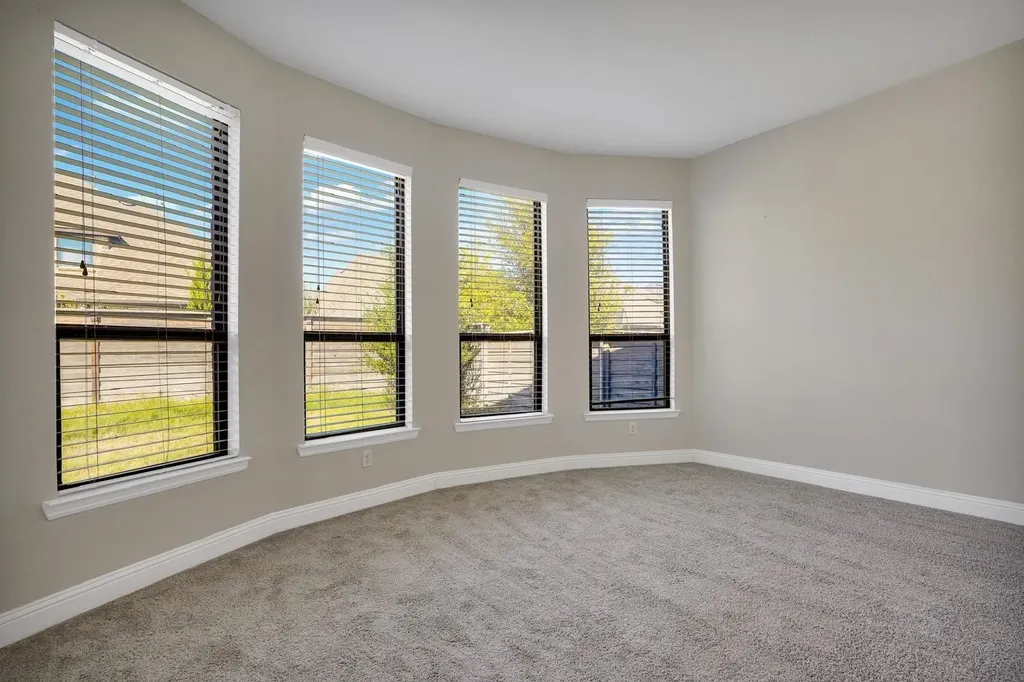 821 Field Crossing Little Elm TX 76227