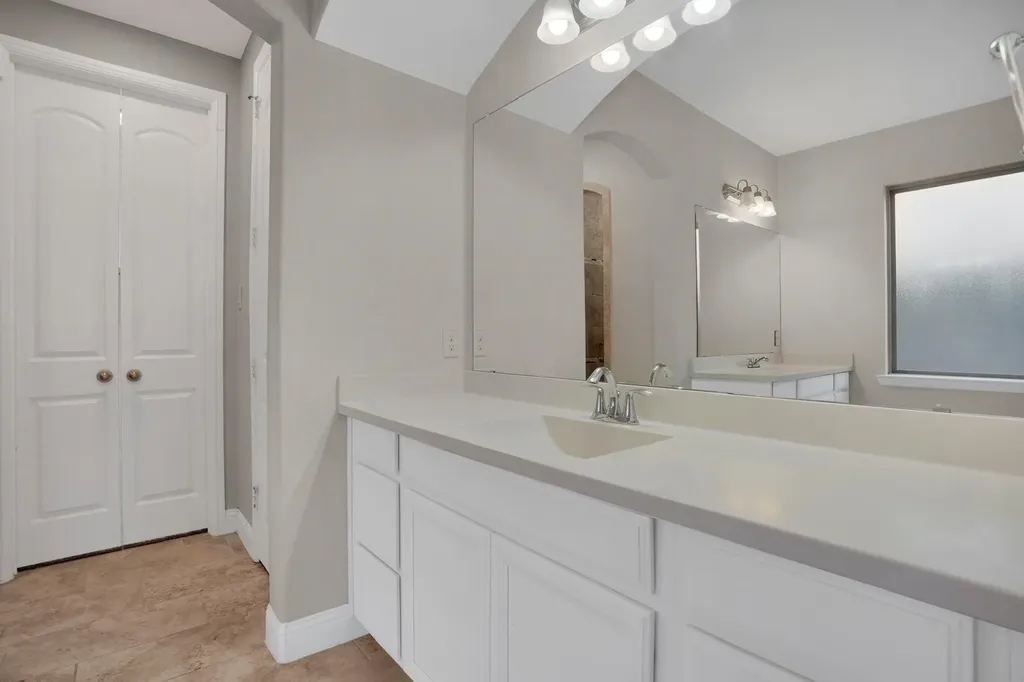821 Field Crossing Little Elm TX 76227