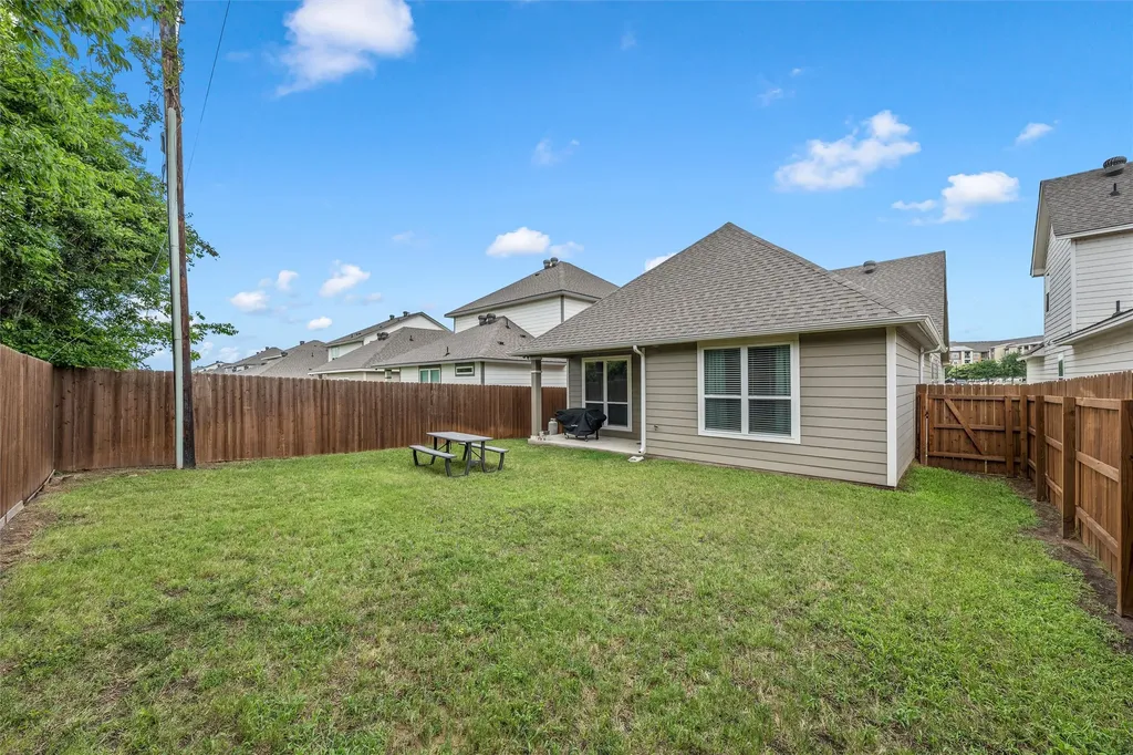 1613 Elise Avenue Waco TX 76706