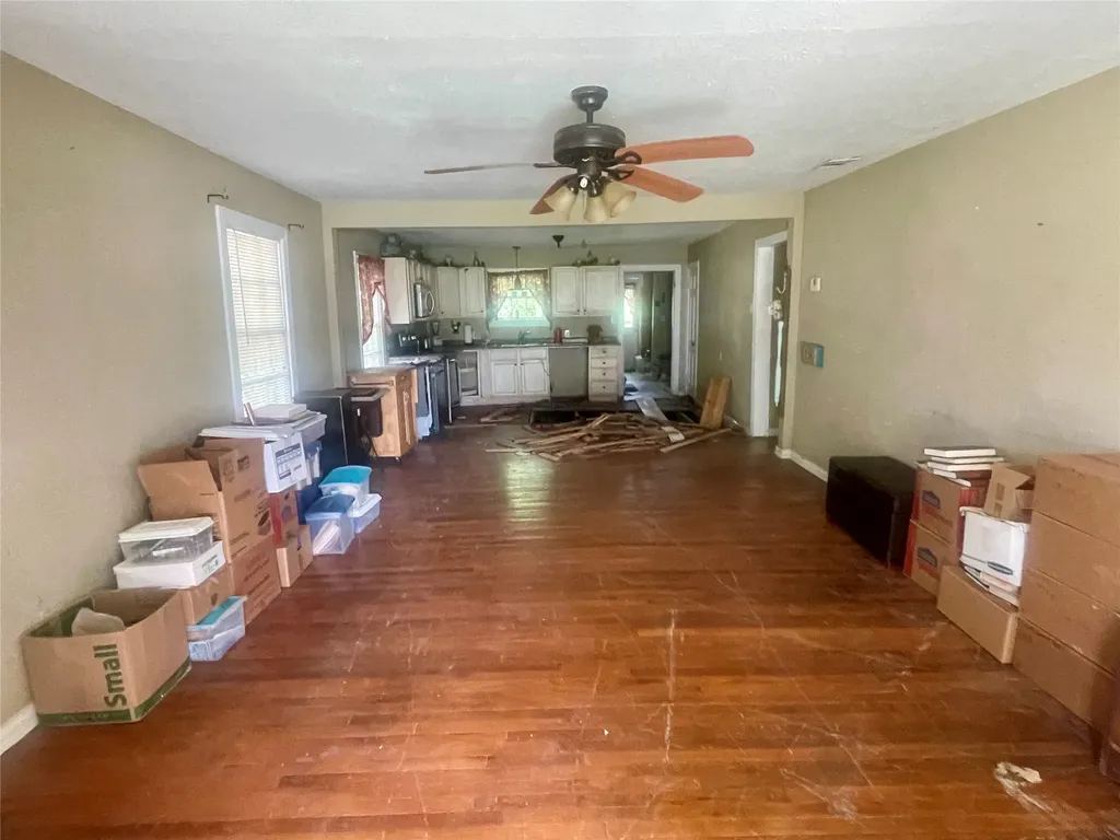 718 Houston Street Sulphur Springs TX 75482