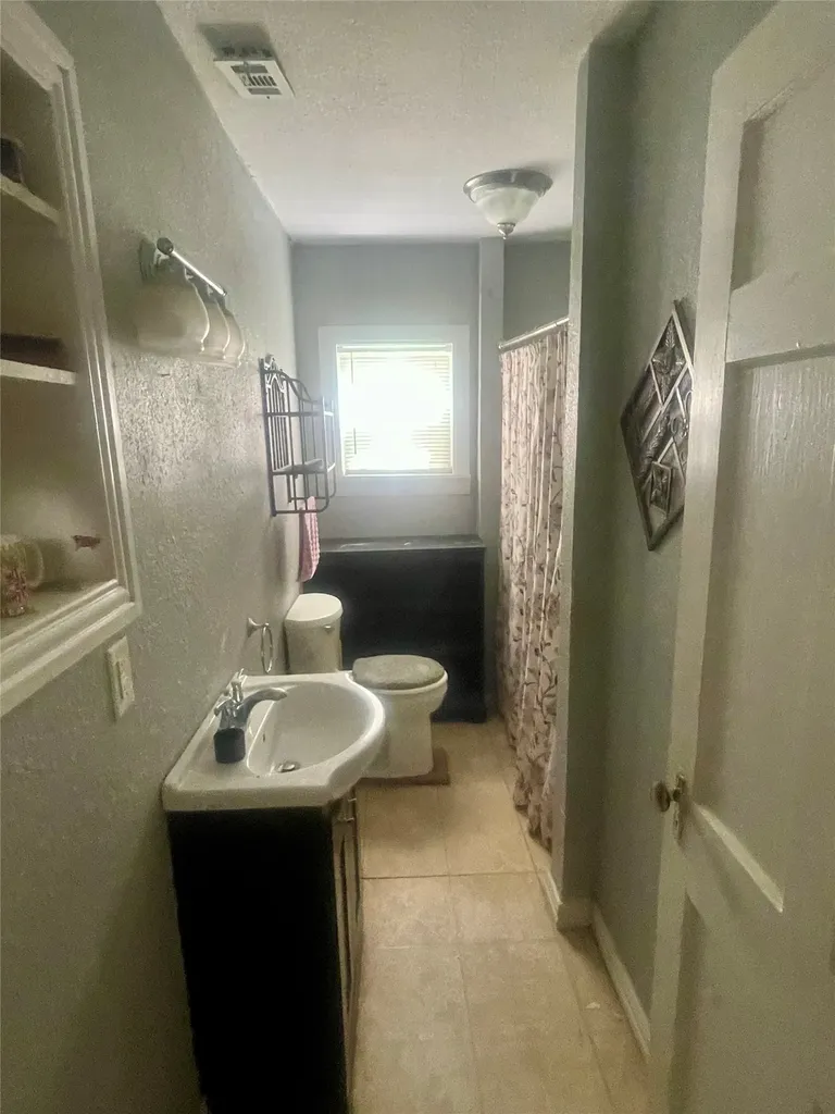 718 Houston Street Sulphur Springs TX 75482