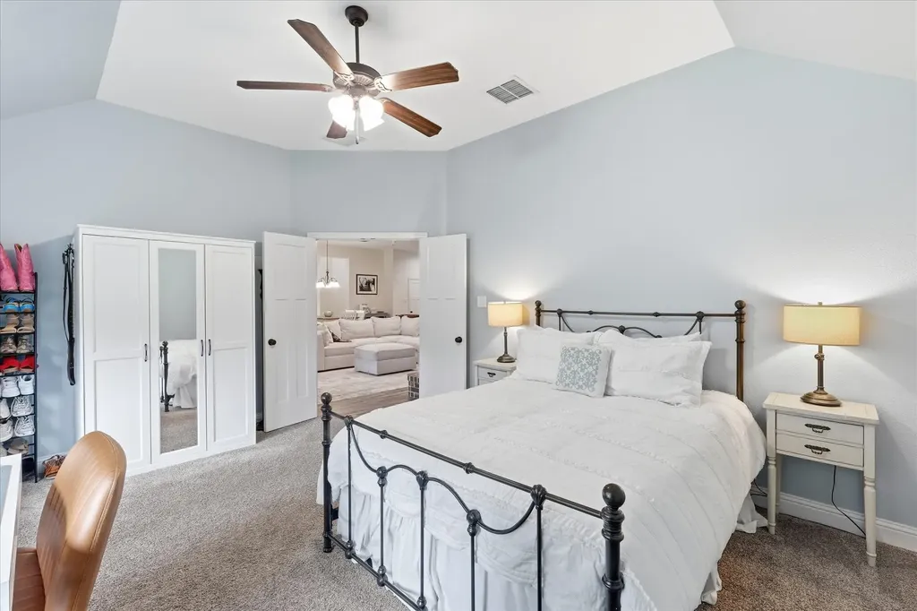 1004 Forest Hill Drive Weatherford TX 76087