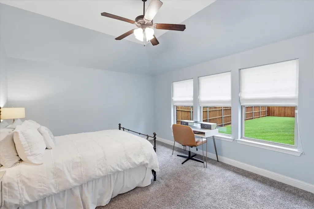 1004 Forest Hill Drive Weatherford TX 76087