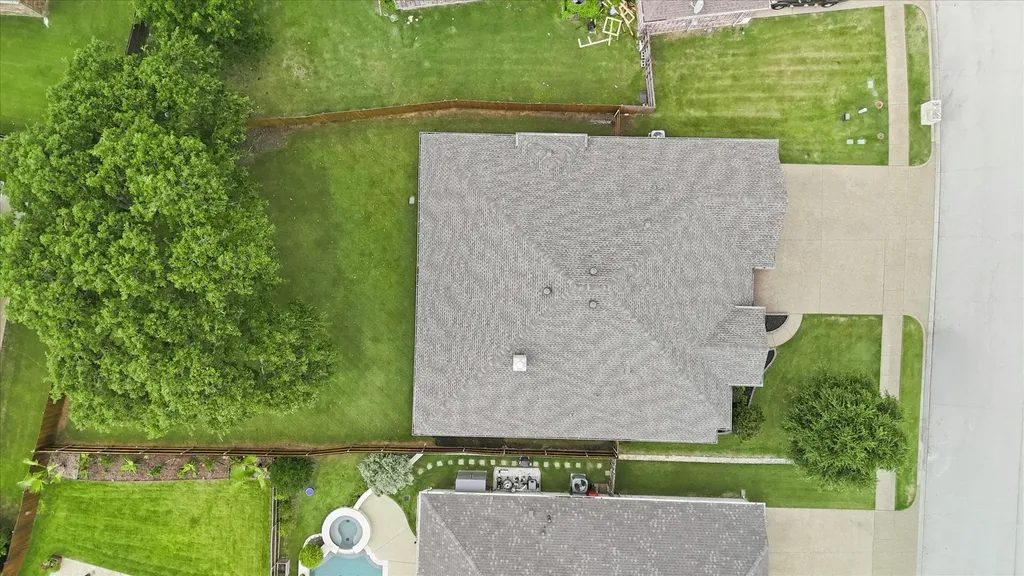 1004 Forest Hill Drive Weatherford TX 76087
