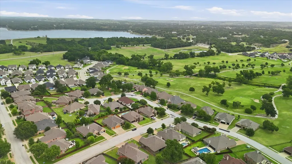 1004 Forest Hill Drive Weatherford TX 76087