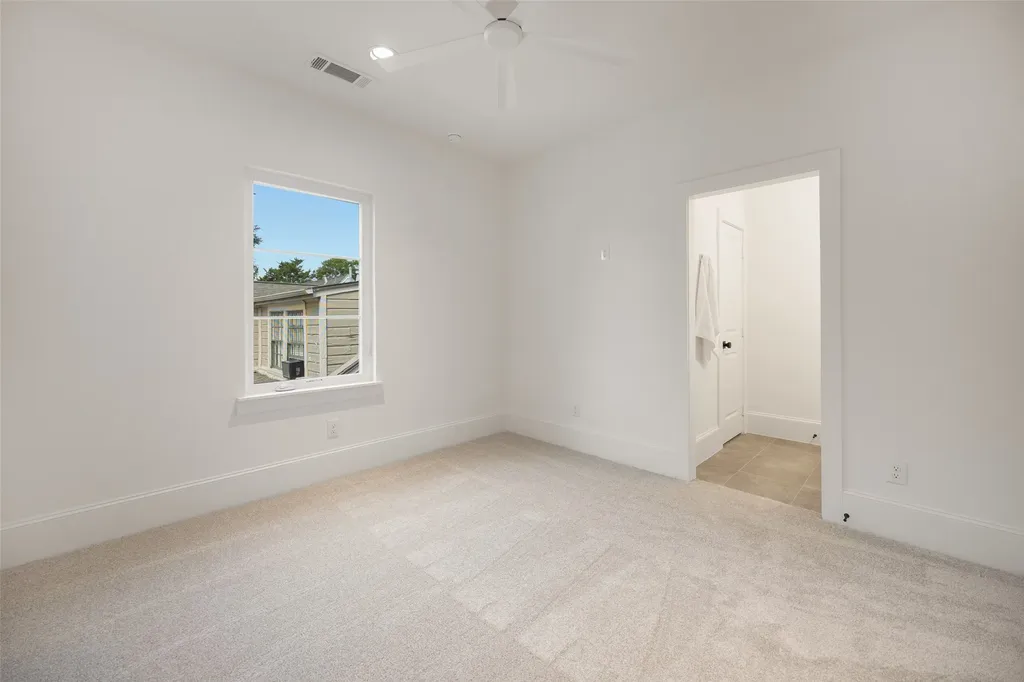 6304 Covington Lane Dallas TX 75214