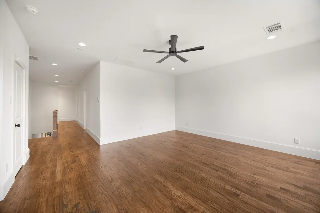 6304 Covington Lane Dallas TX 75214