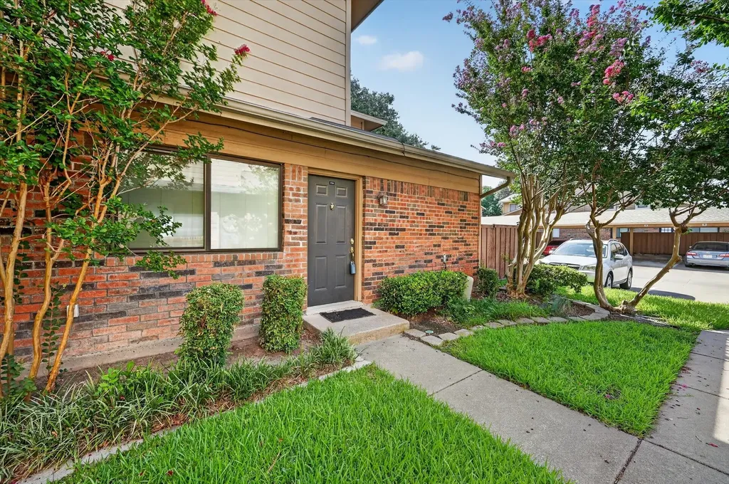 5728 Cedar Creek Drive Benbrook TX 76109