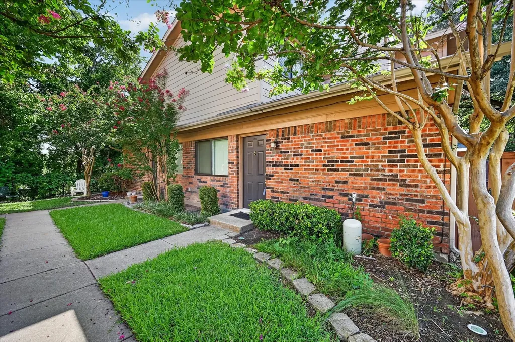 5728 Cedar Creek Drive Benbrook TX 76109