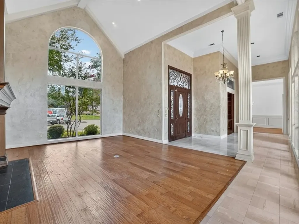 5201 Windjammer Road Plano TX 75093