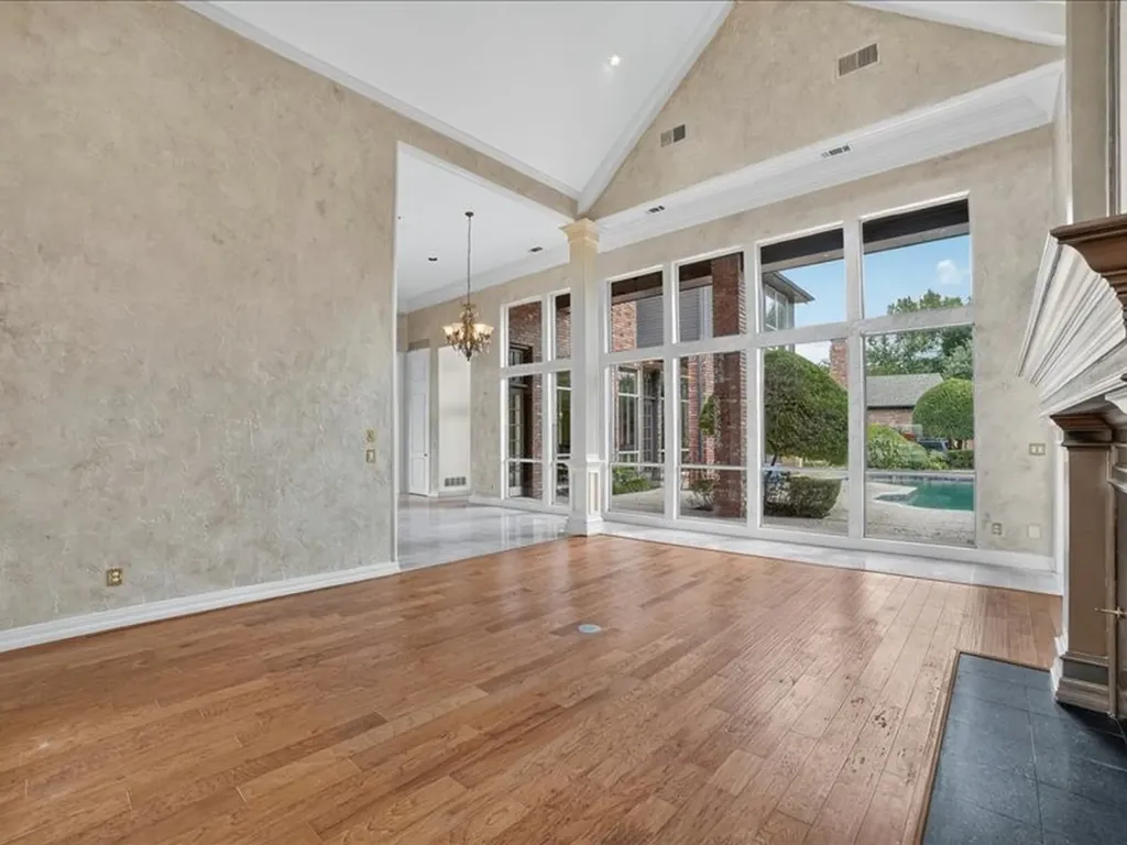 5201 Windjammer Road Plano TX 75093