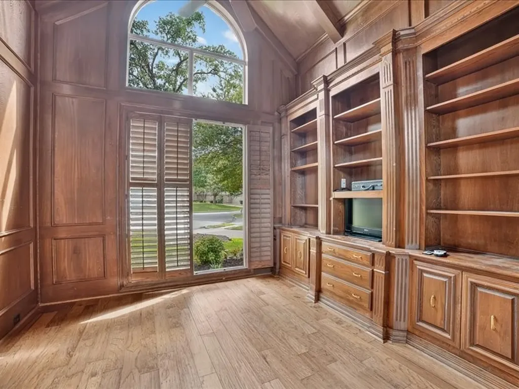 5201 Windjammer Road Plano TX 75093