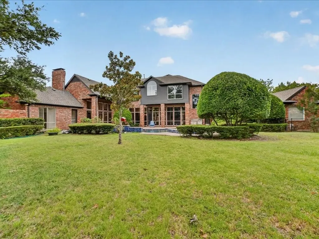 5201 Windjammer Road Plano TX 75093