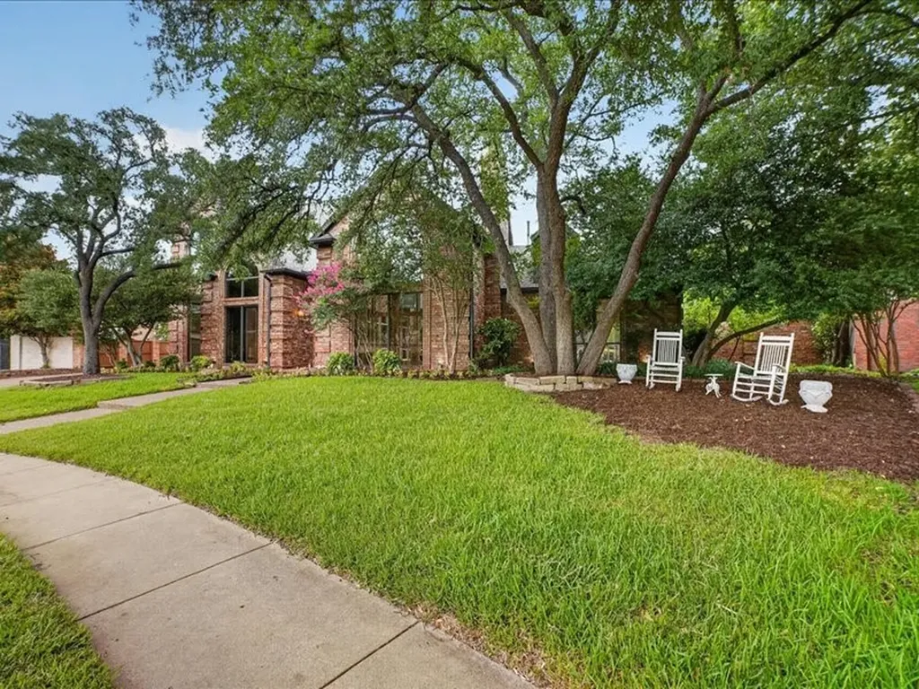 5201 Windjammer Road Plano TX 75093