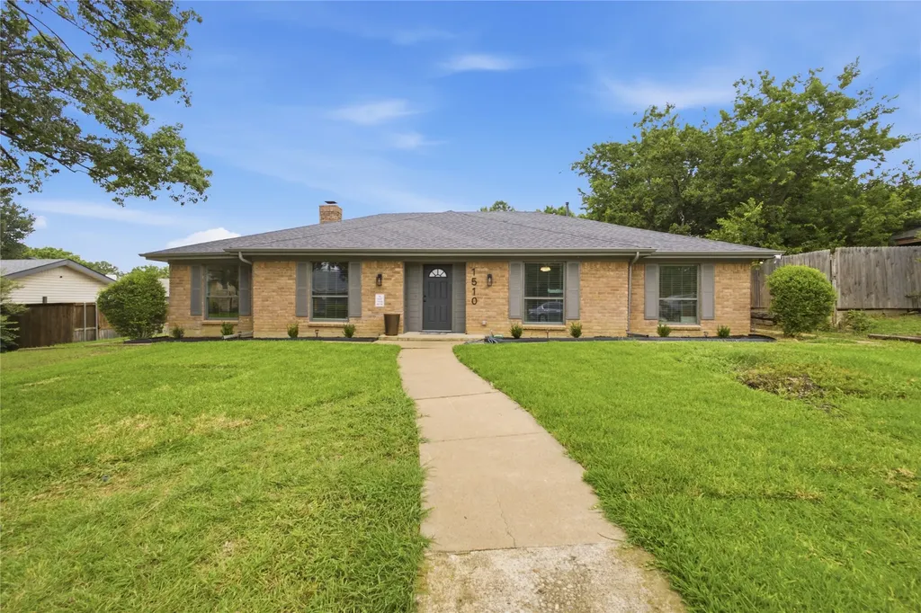 1510 Austrian Road Grand Prairie TX 75050