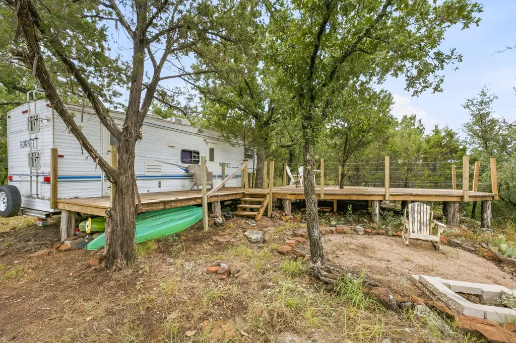 4195 S Lakeview Gordon TX 76453