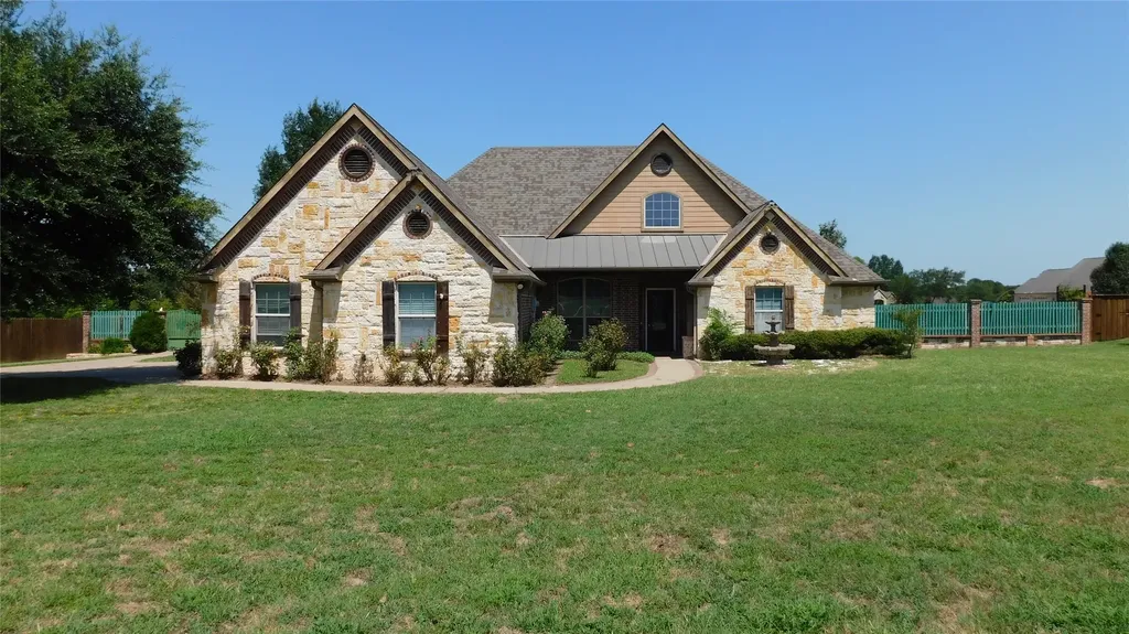 113 Lake Meadow Boulevard Canton TX 75103