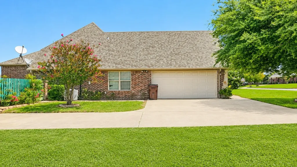 113 Lake Meadow Boulevard Canton TX 75103