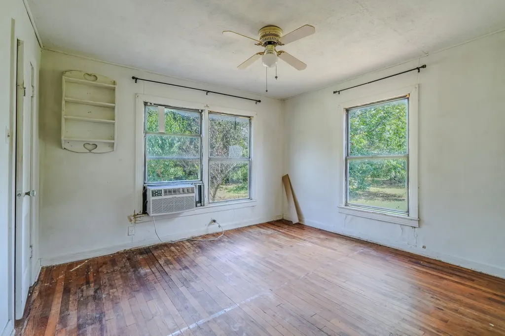 713 Lution Drive Weatherford TX 76087