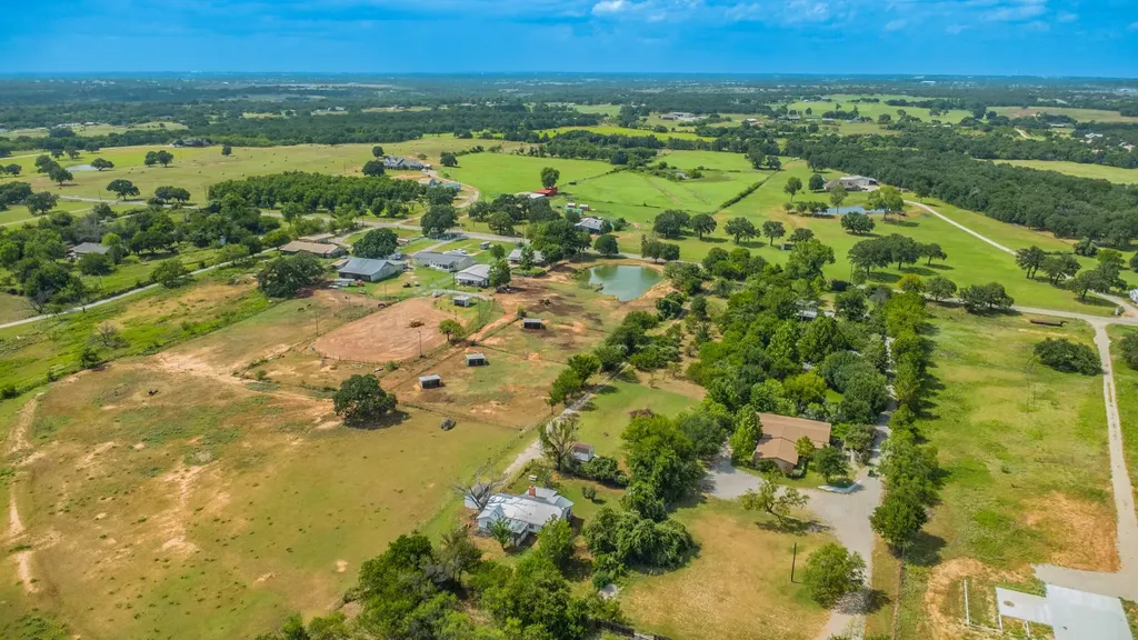 713 Lution Drive Weatherford TX 76087