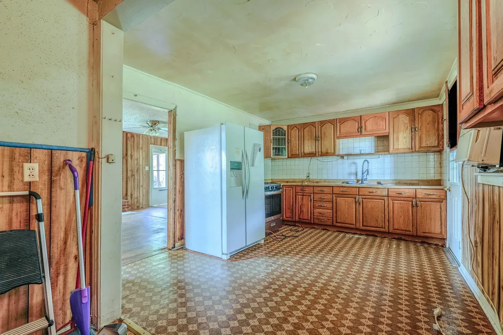713 Lution Drive Weatherford TX 76087
