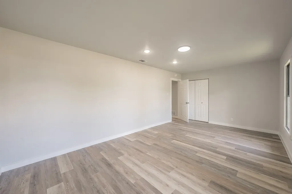 5558 Meadowbrook Drive Fort Worth TX 76112