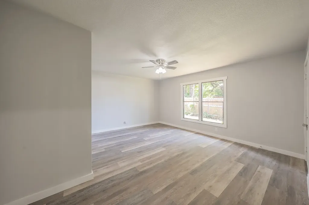 5558 Meadowbrook Drive Fort Worth TX 76112