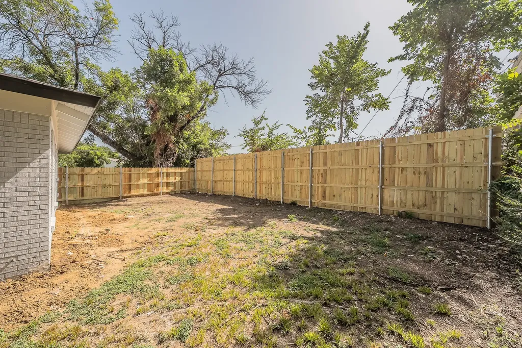 5558 Meadowbrook Drive Fort Worth TX 76112