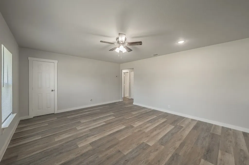 5558 Meadowbrook Drive Fort Worth TX 76112
