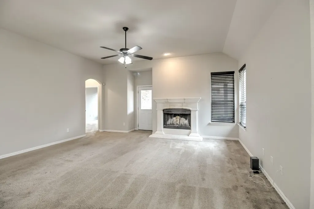 1809 Silver Oaks Gainesville TX 76240