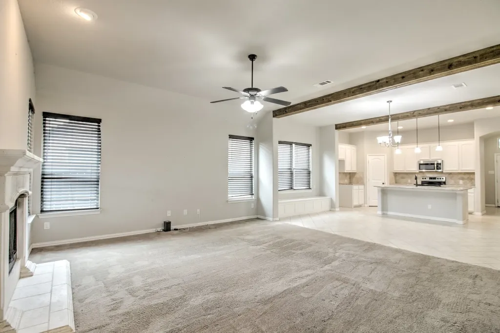 1809 Silver Oaks Gainesville TX 76240