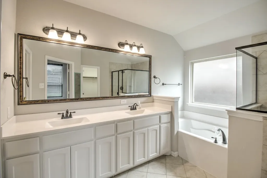 1809 Silver Oaks Gainesville TX 76240