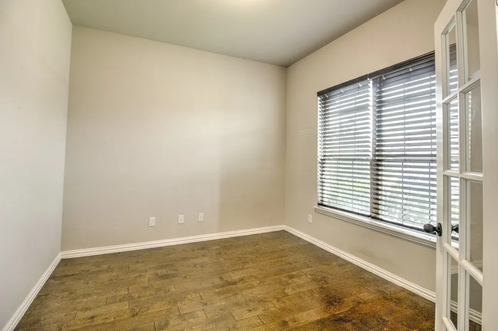 1809 Silver Oaks Gainesville TX 76240