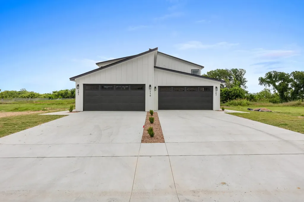 516 Paso Fino Street Robinson TX 76706