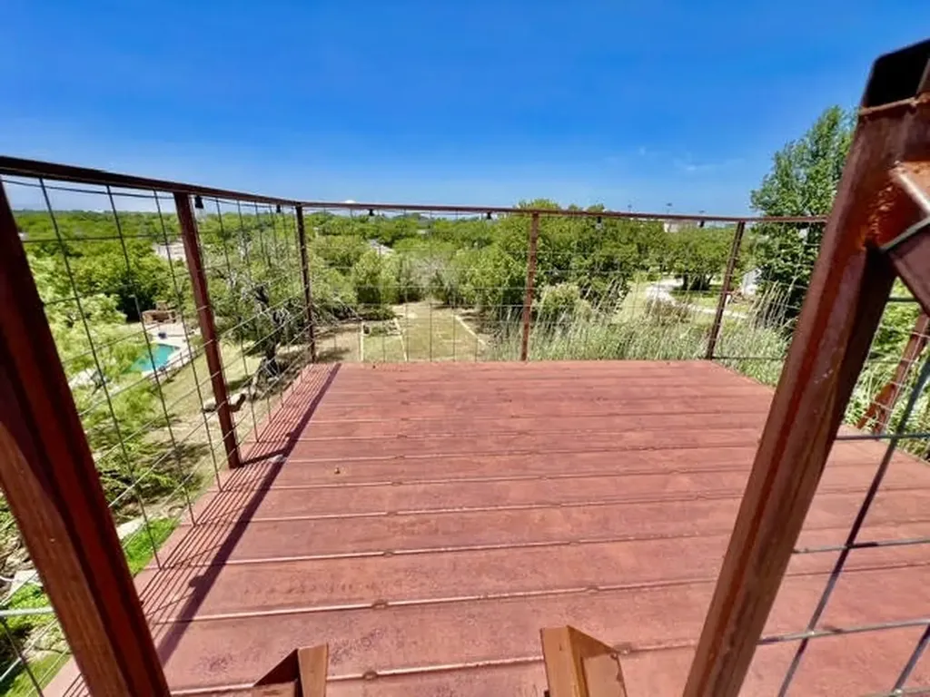 124 S 3rd Street Jacksboro TX 76458