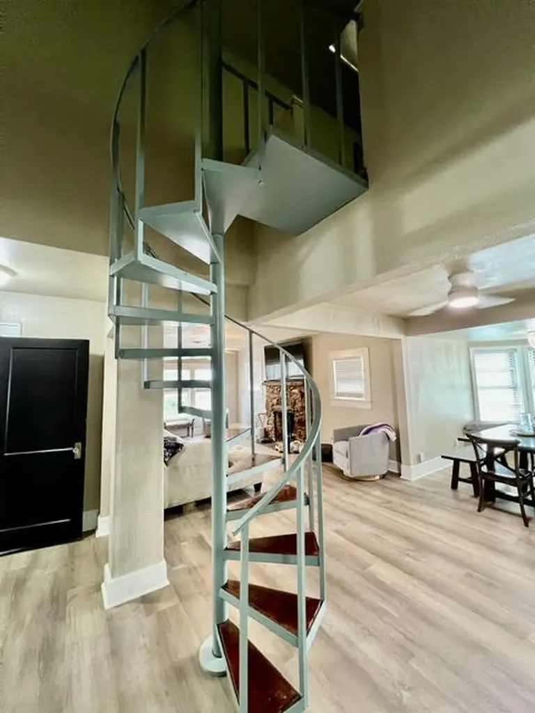 124 S 3rd Street Jacksboro TX 76458