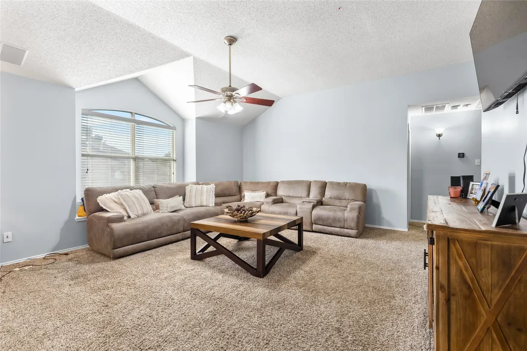 1409 Bregenz Lane Lewisville TX 75067