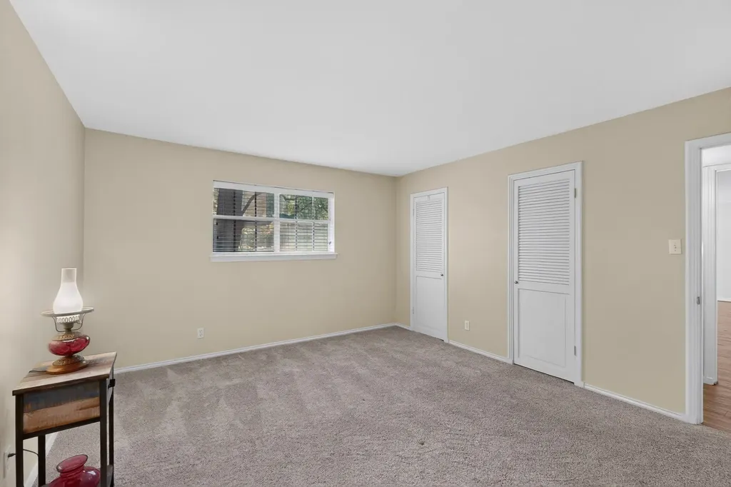 4312 Bellaire Drive S Fort Worth TX 76109