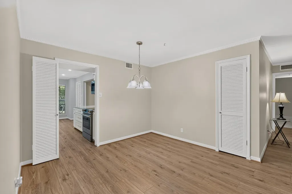 4312 Bellaire Drive S Fort Worth TX 76109