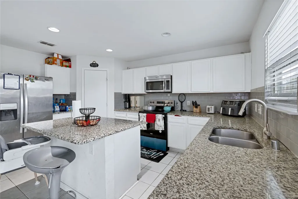 14813 Magnolia Lane Balch Springs TX 75180