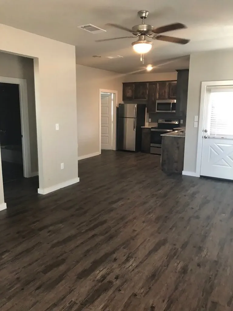 2303 N Elm Street Denton TX 76201